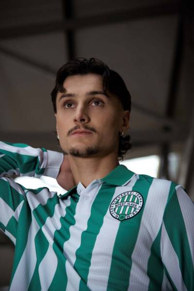 ferencvaros_125th_anniversary_jersey_c.jpg