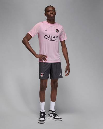 Paris_Saint_Germain_25_26_nike_fourth_pre_match_top_4.jpeg