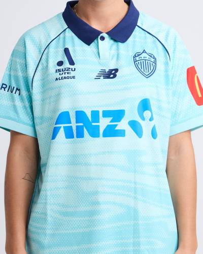 auckland_fc_25_26_new_balance_third_kit_3.jpg