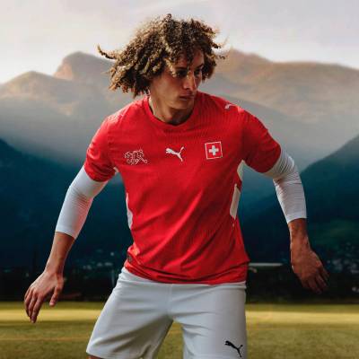 switzerland_2026-27_puma_home_kit_2.jpeg