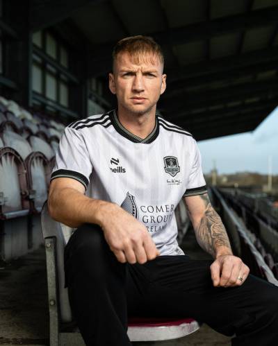 galway_united_2026_oneills_away_kit_d.jpg