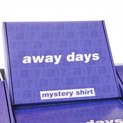 awaydays_mystery_shirt_box_from_classic_football_shirts_c.jpg