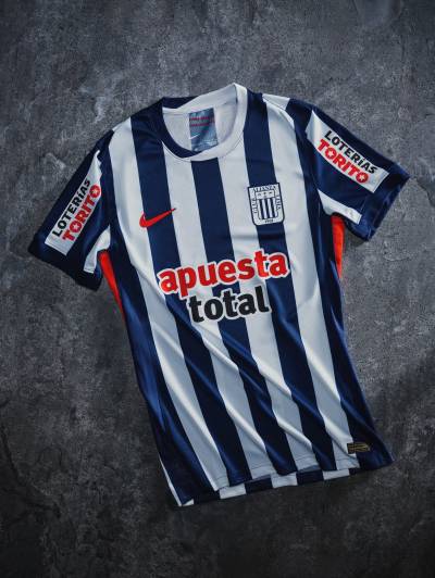 alianza_lima_2026_nike_home_kit_a.jpg