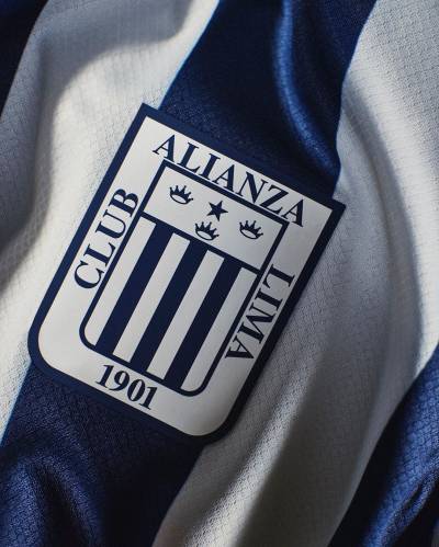 alianza_lima_2026_nike_home_kit_b.jpg
