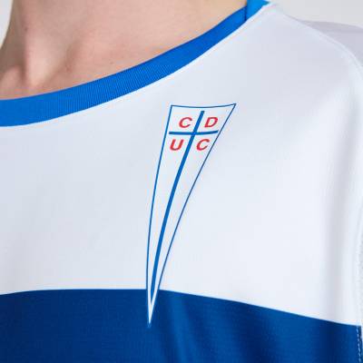 universidad_catolica_2026_puma_home_kit_04.jpeg