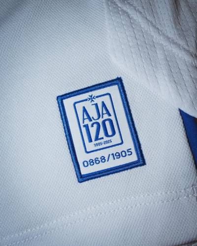 auxerre_2025_macron_120th_anniversary_kit_e.jpg