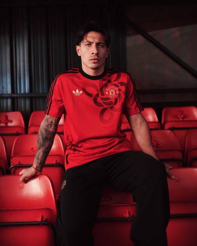 manchester_united_2025_adidas_cultural_story_jersey_a.jpg