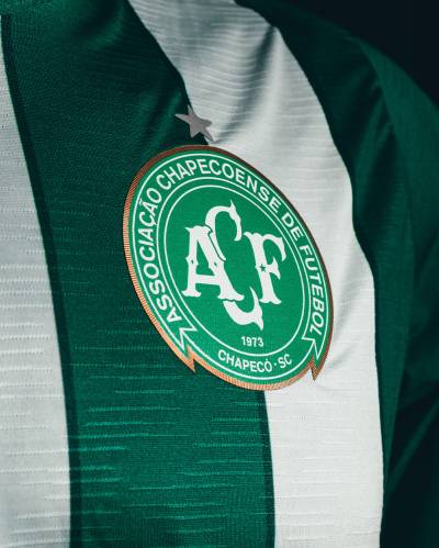 chapecoense_2026_kappa_home_kit_b.jpg