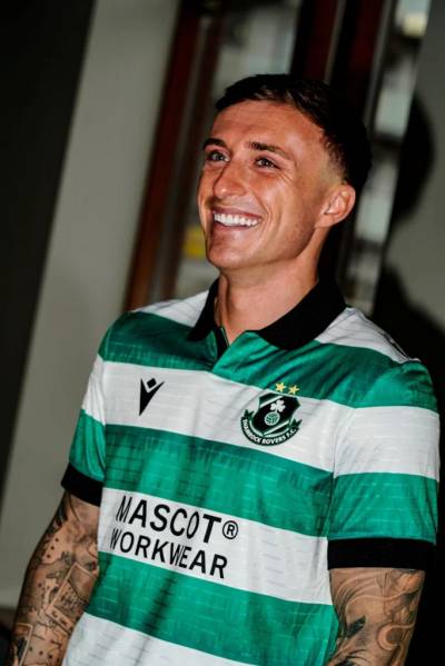 shamrock_rovers_2026_macron_home_kit_4a.jpg