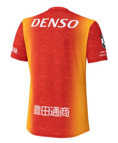 nagoya_grampus_2026_mizuno_special_edition_shirt_2.jpg