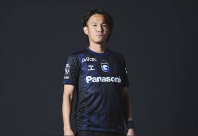 gamba_osaka_2026_hummel_home_kit_c.jpg