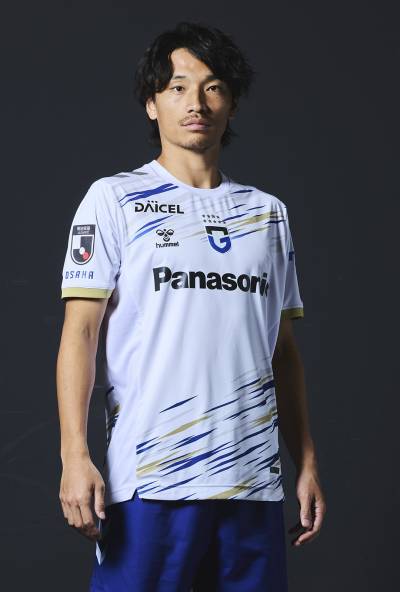 gamba_osaka_2026_hummel_away_kit_b.jpg
