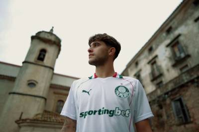 palmeiras_2026_puma_away_kit_4.jpg