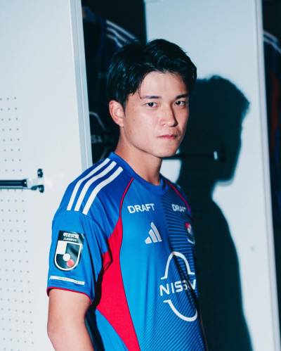yokohama_f_marinos_2026_adidas_home_kit_f.jpg