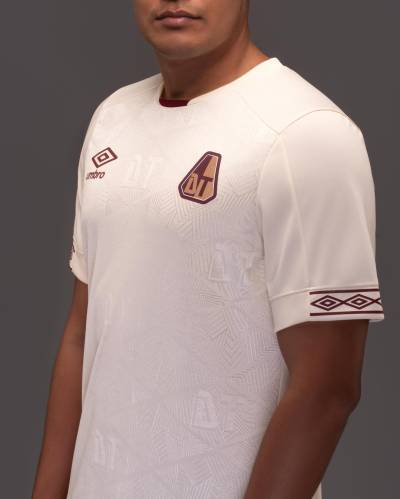 deportes_tolima_2026_umbro_away_kit_b.jpg