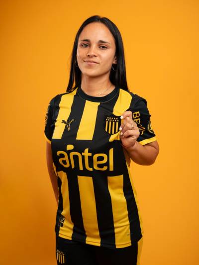 penarol_2026_puma_home_kit_b.jpg