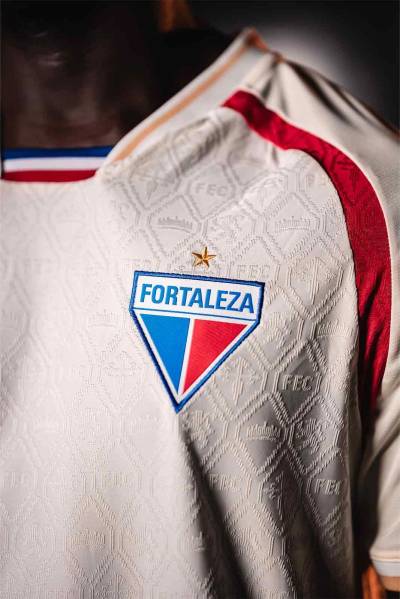 fortaleza_ec_2026_volt_away_kit_d1.jpg