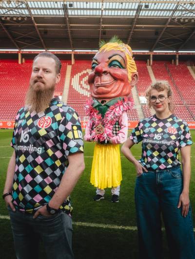 mainz_05_25_26_jako_carnival_shirt_b.jpg