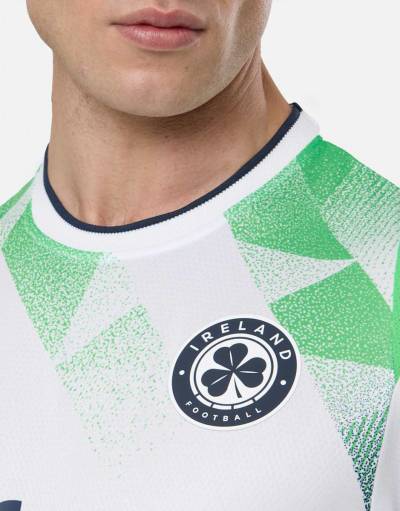ireland_2026_castore_away_kit_c4.jpg