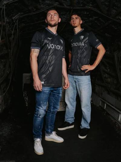 vfl_bochum_2026_mizuno_special_edition_jersey_a.jpg
