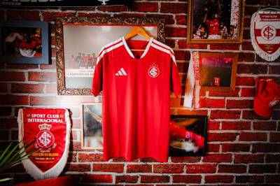 internacional_2026_adidas_home_kit_1.jpg
