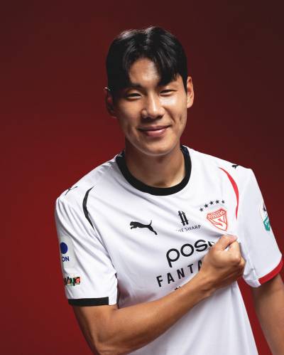 pohang_steelers_2026_puma_away_kit_f.jpg
