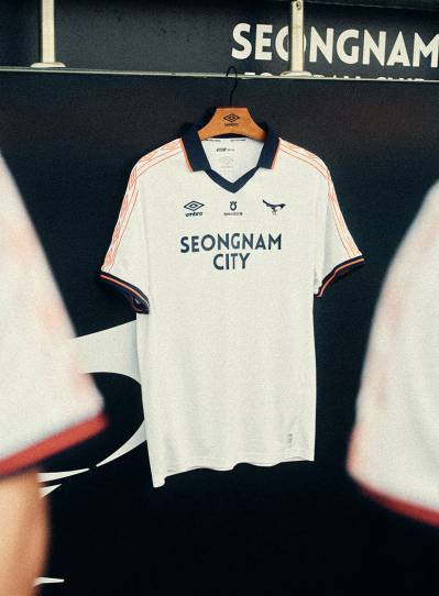 seongnam_2026_umbro_away_kit_4.jpg