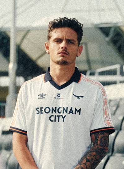 seongnam_2026_umbro_away_kit_8.jpg