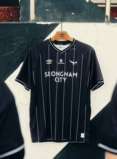 seongnam_2026_umbro_home_kit_c.jpg