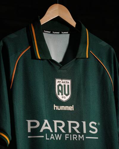 av_alta_fc_2026_hummel_home_kit_a5.jpg