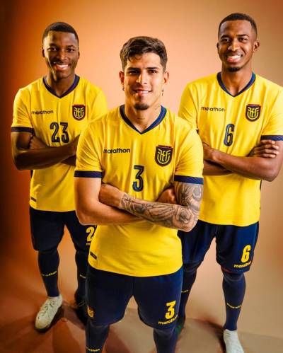 ecuador_2026_world_cup_home_kit_1.jpg
