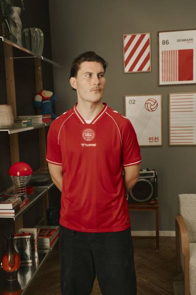 denmark_2026_hummel_home_kit_b.jpg