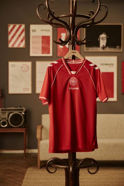 denmark_2026_hummel_home_kit_c.jpg