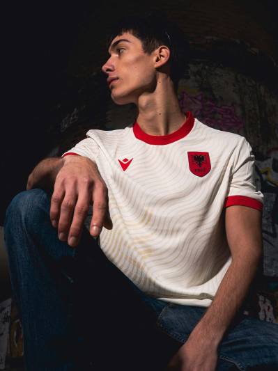 albania_2026_27_macron_away_kit_1.jpg
