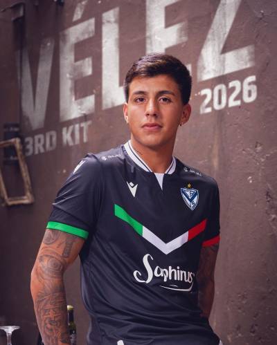 velez_sarsfield_macron_2026_third_kit_a.jpg