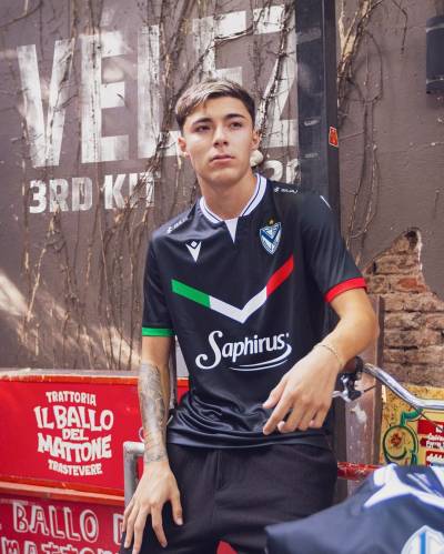 velez_sarsfield_macron_2026_third_kit_d.jpg