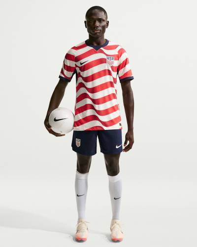 united_states_2026_nike_home_kit_4.jpeg