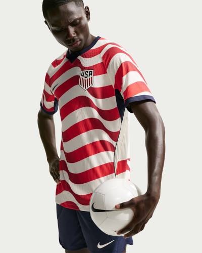 united_states_2026_nike_home_kit_6.jpeg