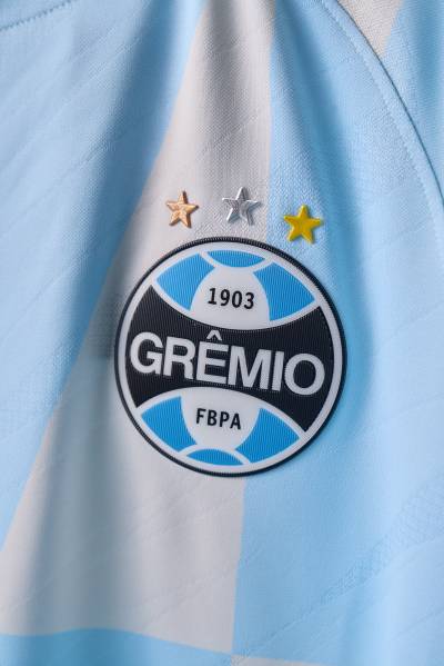 gremio_2026_new_balance_away_kit_b.jpg