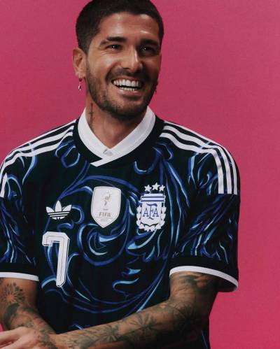 argentina_2026_adidas_away_kit_f.jpeg