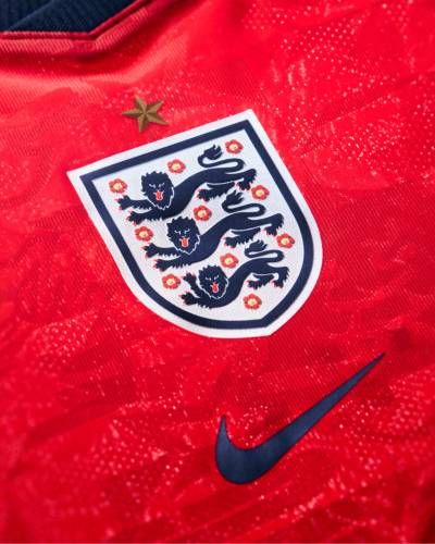 england_2026_nike_away_kit_c.jpg
