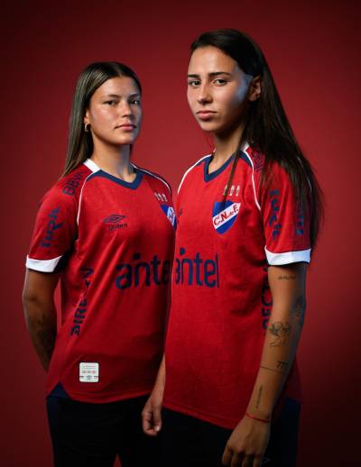 club_nacional_2026_umbro_away_kit_2.jpg