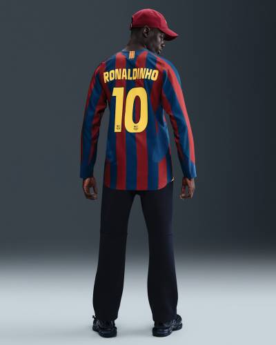 barcelona_2005_06_nike_reissue_jersey_5.jpeg
