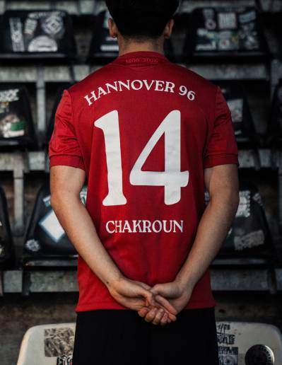 hannover_96_macron_130th_anniversary_jersey_a3.jpg