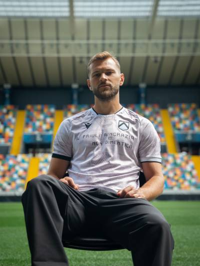 udinese_calcio_2025_26_50th_anniversary_earthquake_commemorative_match_jersey_11.jpeg