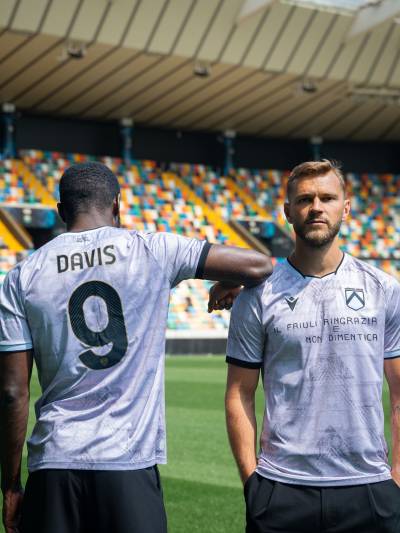 udinese_calcio_2025_26_50th_anniversary_earthquake_commemorative_match_jersey_16.jpeg