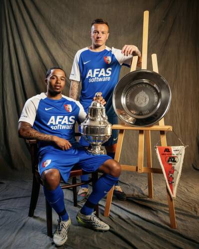 az_alkmaar_26_27_nike_away_kit_a.jpg