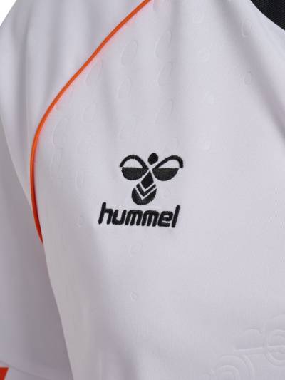 bhutan_26_27_hummel_third_kit_d.jpg