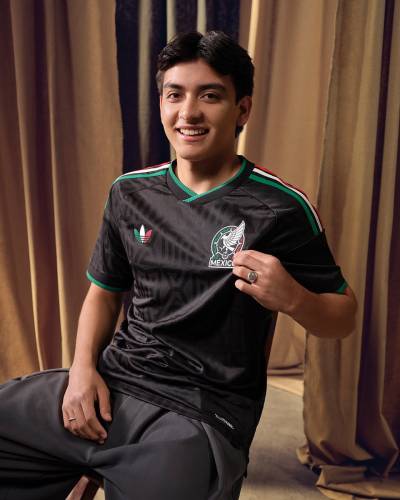 mexico_26_27_adidas_third_kit_5.jpg