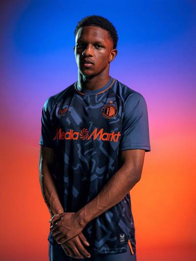 feyenoord_26_27_castore_third_kit_c.jpg